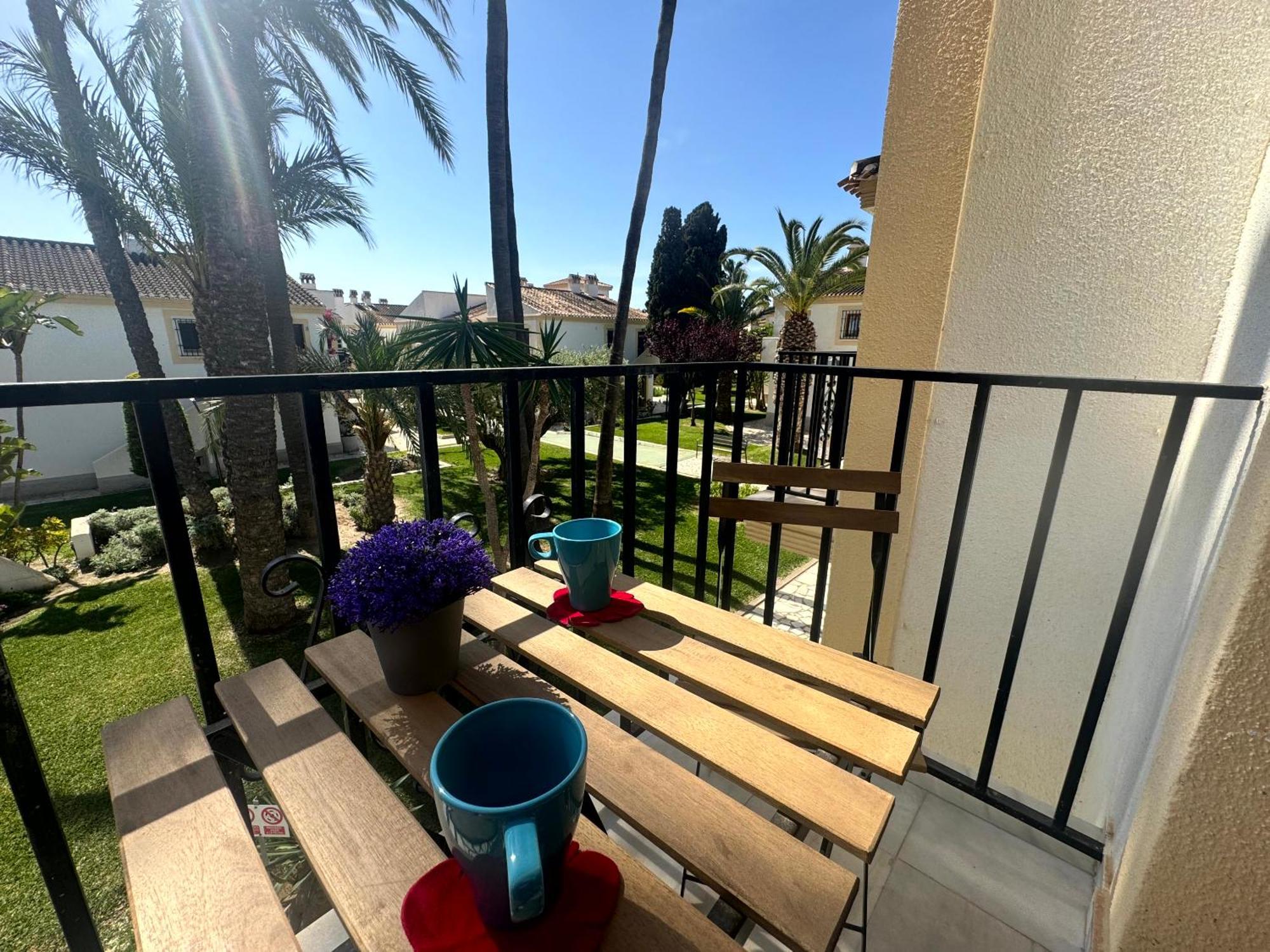 Precioso, Luminoso Y Maravilloso Con Piscina Junto Al Mar Y La Playa En * Vera